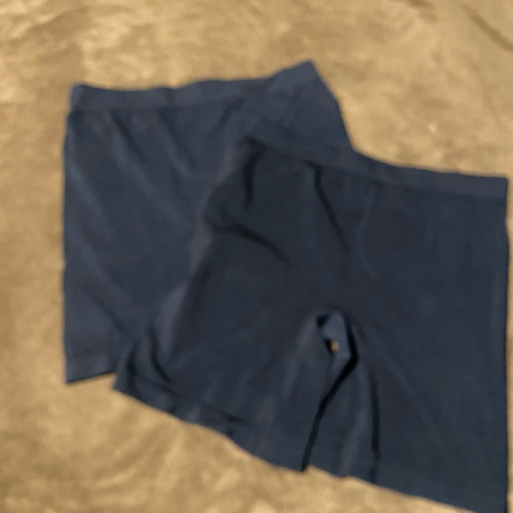 Women's black shape wear Breezies size large